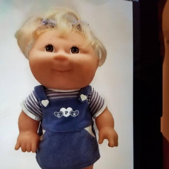 Meet your Posher, Anna - Picture 1 of 1